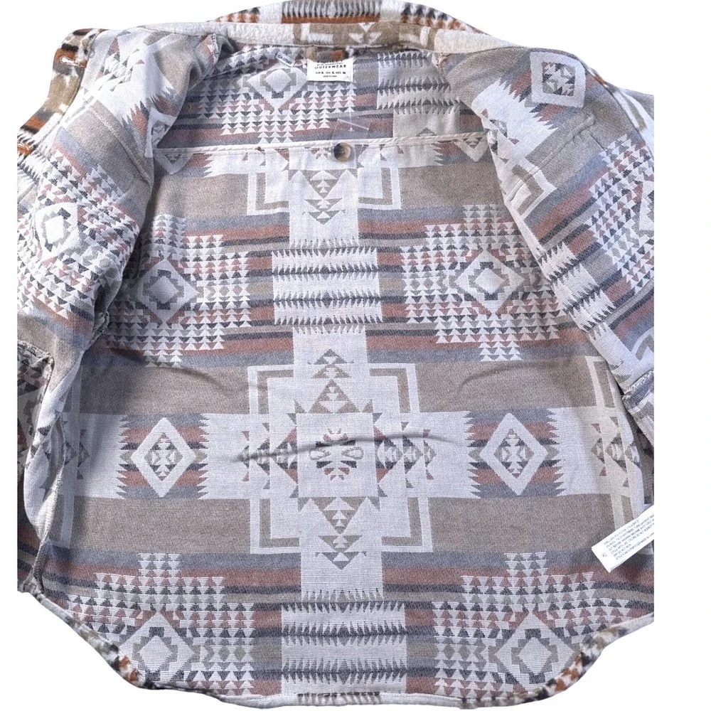 ASHLEY by 26 International Geometric Shacket Outerwear Women's‎ Size XL Aztec